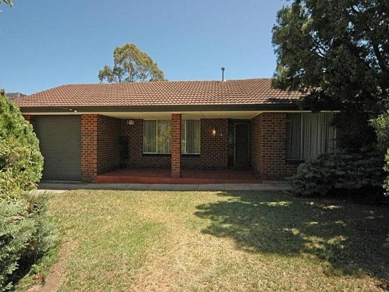 13 Milne Street VALE PARK, Vale Park - Image 1