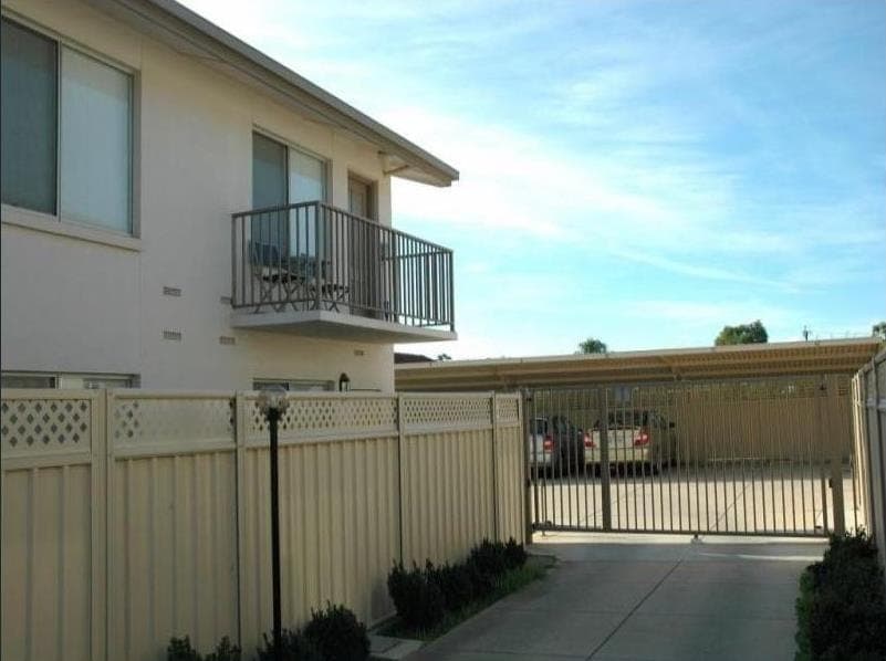 3/3 Church Rd PARADISE, Paradise - Thumbnail 2