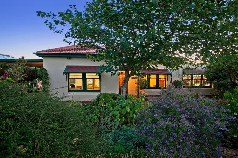 19 Ashleigh Avenue FELIXSTOW, Felixstow - Thumbnail 2