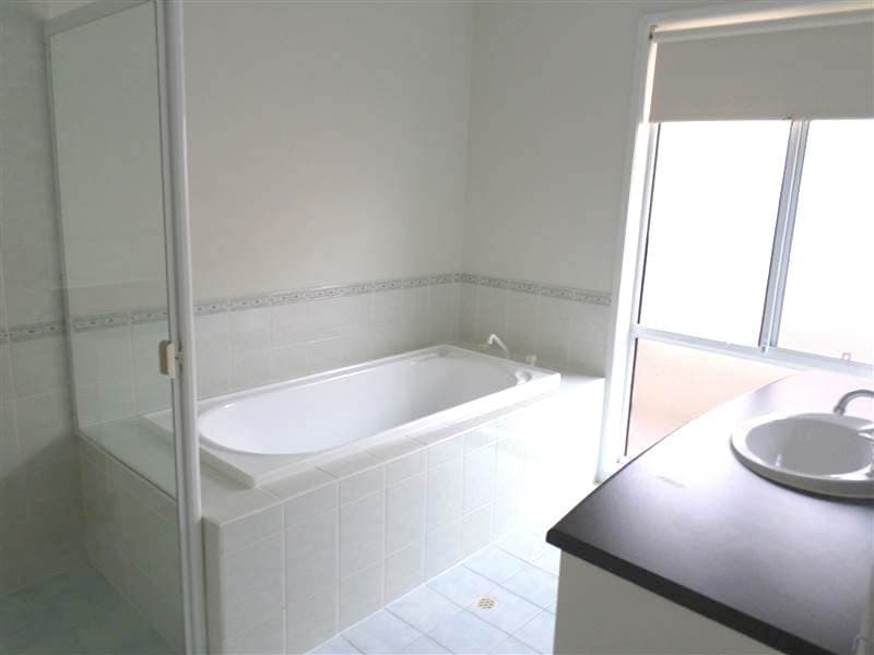 10 Ballendeau Avenue NORTHGATE, Northgate - Thumbnail 5