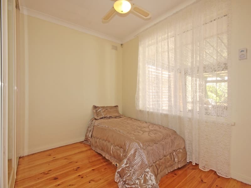 8 Tarana Road HOPE VALLEY, Hope Valley - Thumbnail 6