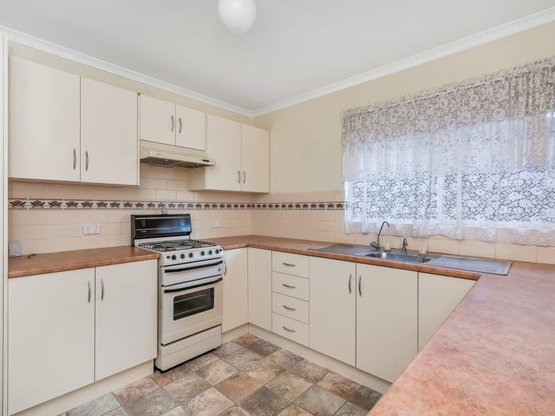 18 Springhill Avenue OAKDEN, Oakden - Thumbnail 3