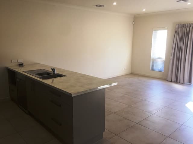 2/20b Sansom St WOODVILLE NORTH, Woodville North - Thumbnail 5