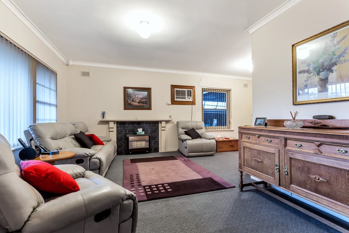 7 Guildford Avenue CLEARVIEW, Clearview - Thumbnail 3