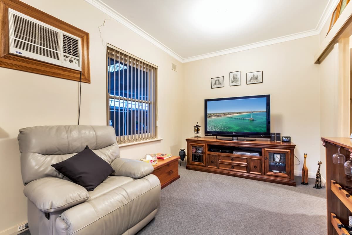 7 Guildford Avenue CLEARVIEW, Clearview - Thumbnail 6