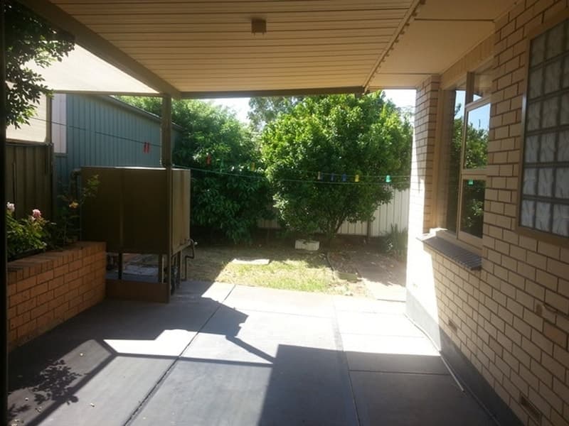2a Tallack Street WINDSOR GARDENS, Windsor Gardens - Thumbnail 2