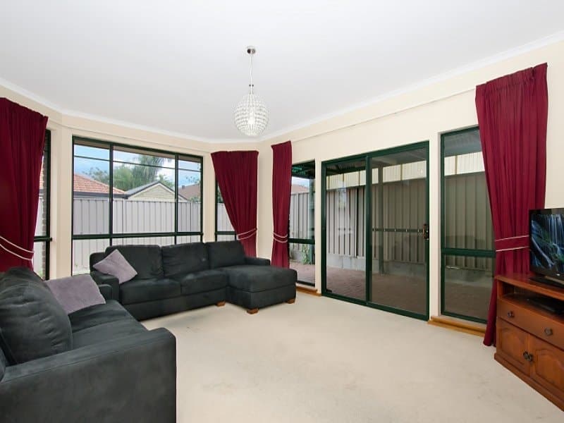 5 Chiswick Court OAKDEN, Oakden - Thumbnail 2