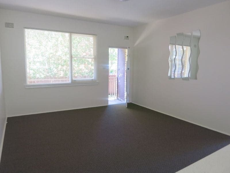 1/173 Willarong Road Caringbah NSW, Caringbah - Thumbnail 3