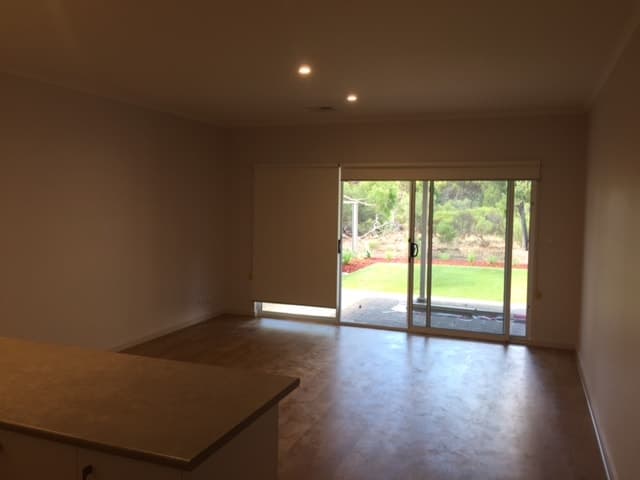 38 Warwick St ENFIELD, Enfield - Thumbnail 8