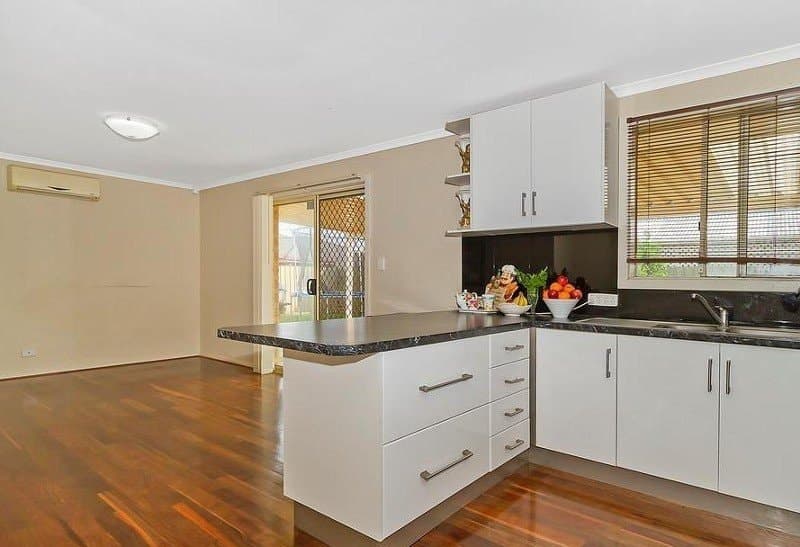 14 Alberta Drive BURTON, Burton - Thumbnail 4