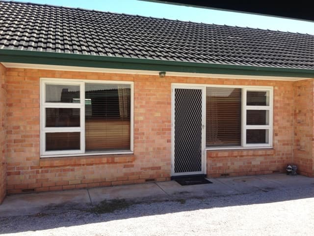 Unit 3 / 57 Seventh Ave ST PETERS, St Peters - Thumbnail 3
