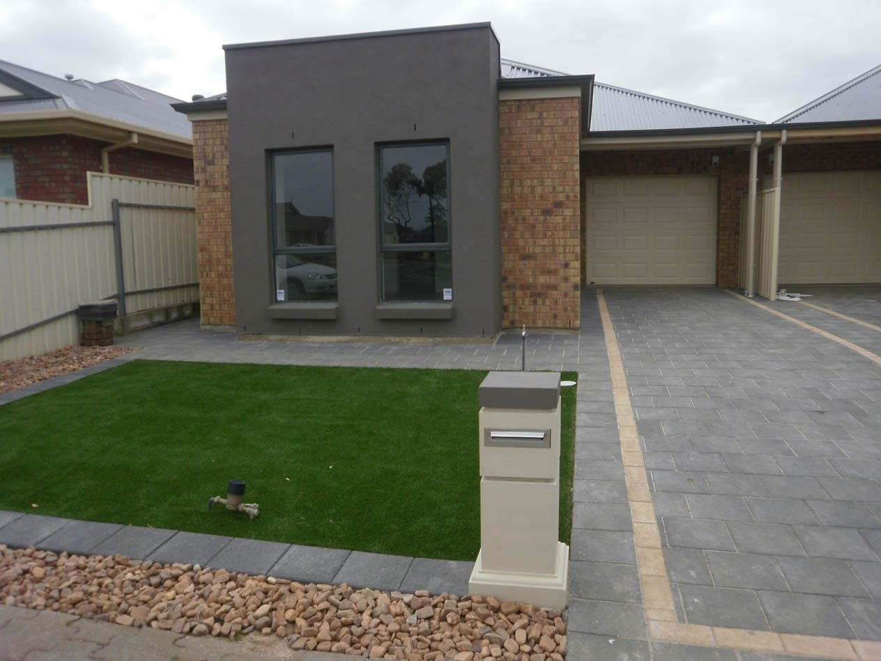 8 Dicksons Road WINDSOR GARDENS, Windsor Gardens - Image 1