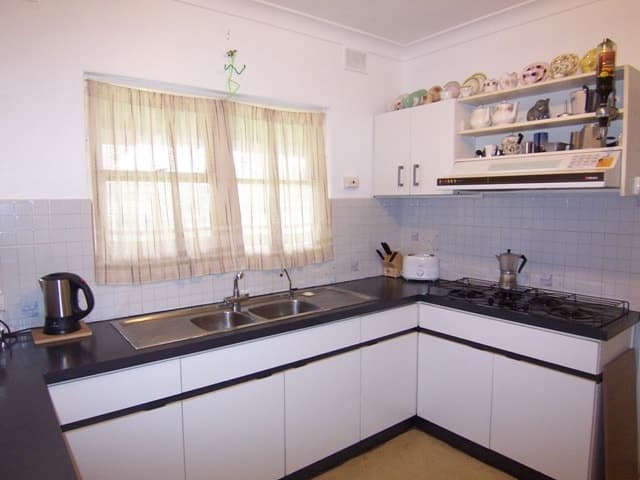 2 Burton Street MODBURY, Modbury - Thumbnail 3