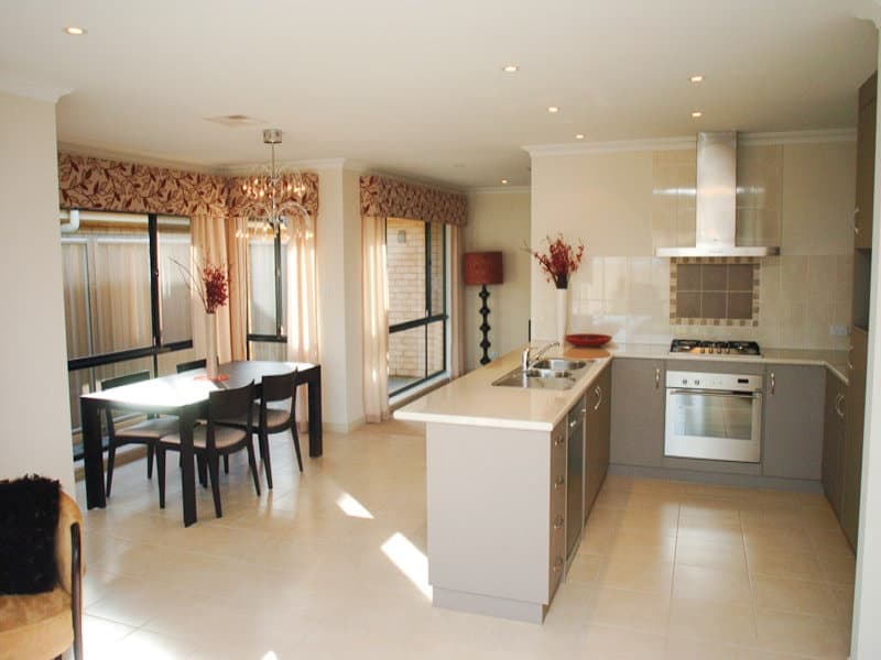 209 Folland Avenue NORTHGATE, Northgate - Thumbnail 2