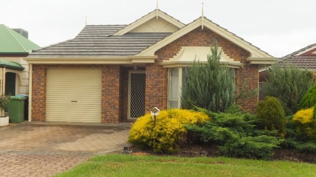 6 Chiswick Court OAKDEN, Oakden - Image 1