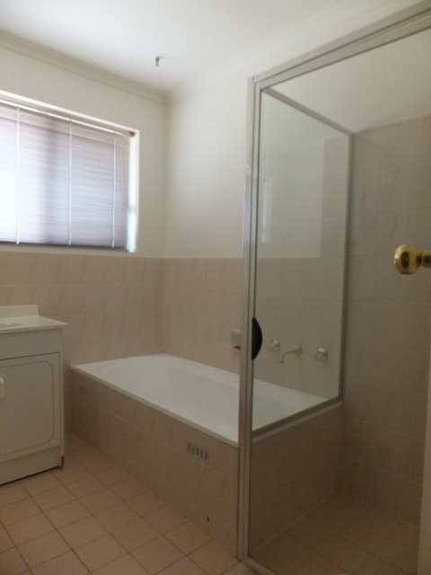 8 Douglas Avenue HILLCREST, Hillcrest - Thumbnail 8