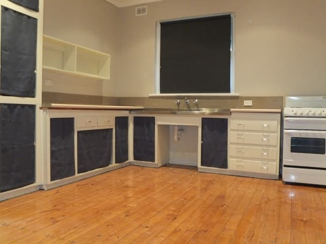16 Fitzgerald Avenue ENFIELD, Enfield - Thumbnail 3