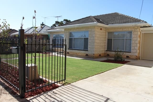 53 Woodlands Terrace EDWARDSTOWN, Edwardstown - Image 1