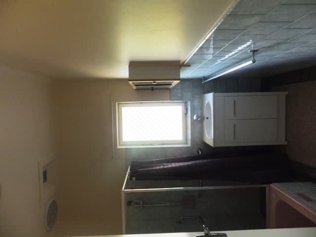 31 Brunswick Street KILBURN, Kilburn - Thumbnail 4