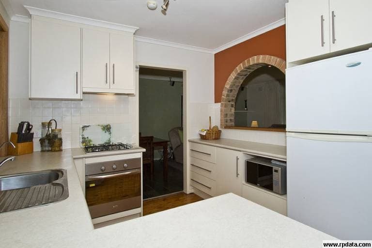 13 Terrigal Drive SALISBURY PARK, Salisbury Park - Thumbnail 4