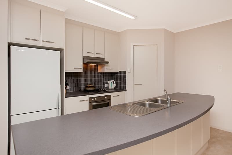 4 Charles Street NORTHFIELD, Northfield - Thumbnail 2