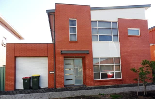 6 Cathedral Circuit MAWSON LAKES, Mawson Lakes - Image 1