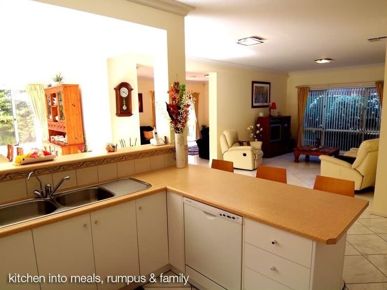 9 Trinity Way OAKDEN, Oakden - Thumbnail 7