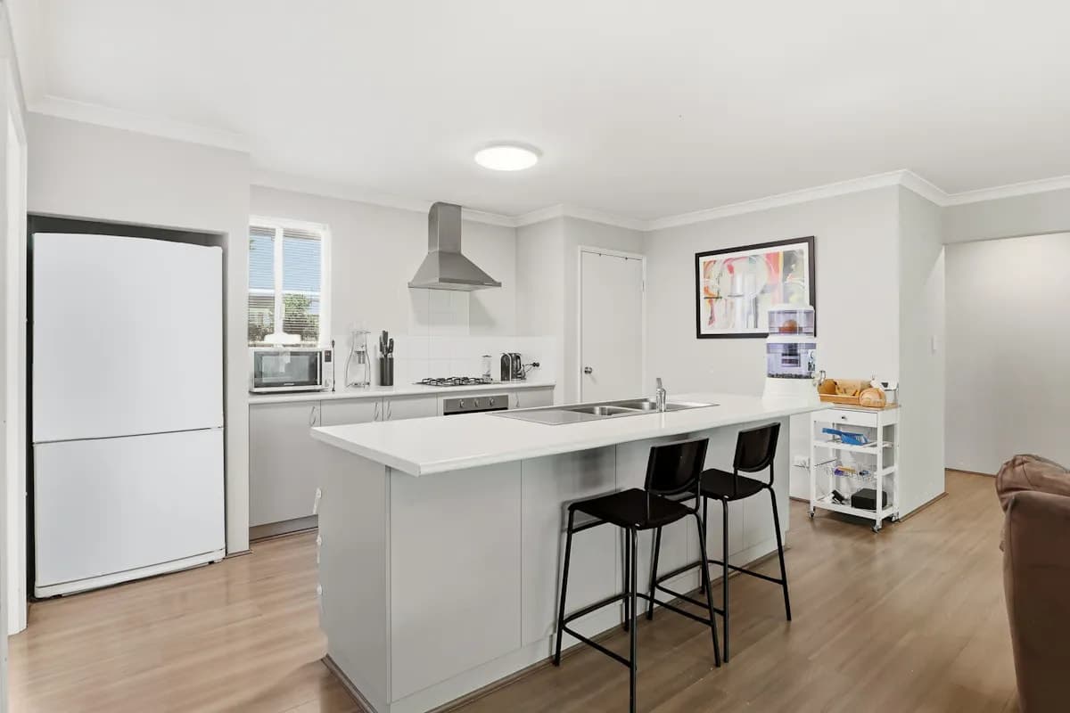 7 Stellaria Avenue, Halls Head, WA, 6210, Halls Head - Thumbnail 4