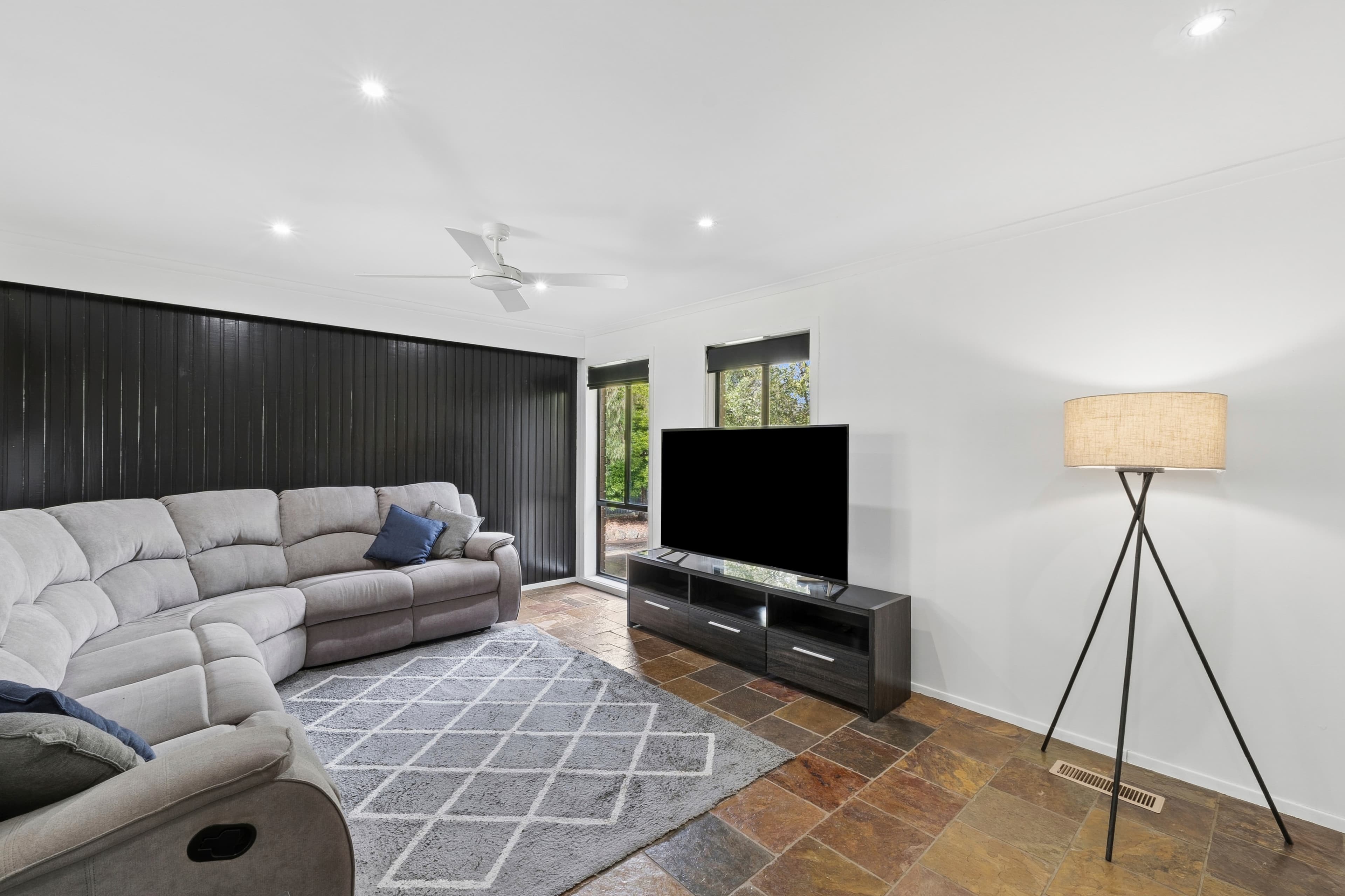 1 James Street, Colac, Colac - Thumbnail 2