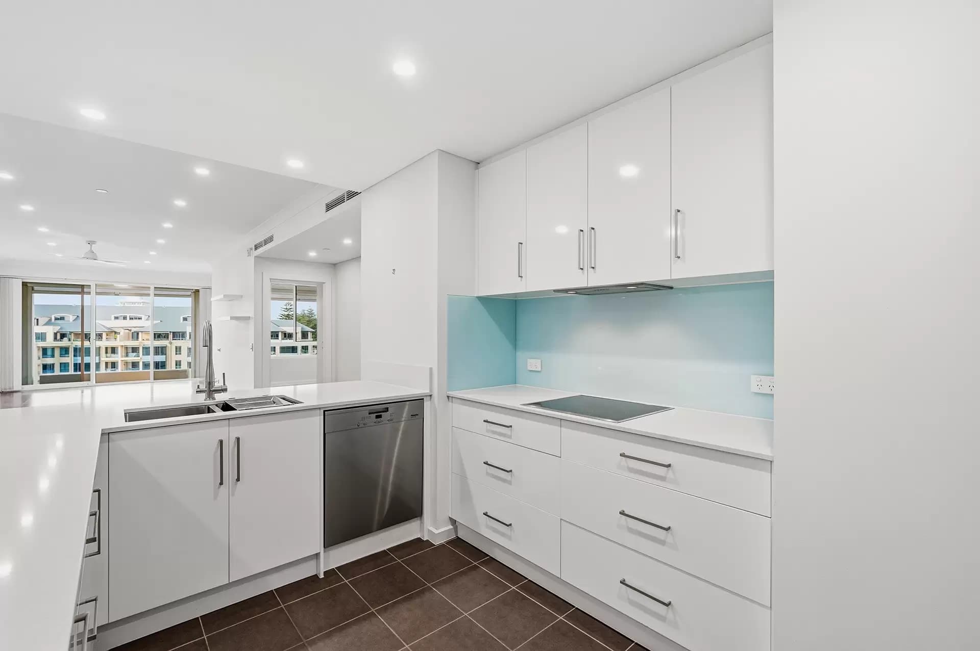 29/7 Holdfast Promenade, Glenelg, Glenelg - Thumbnail 6