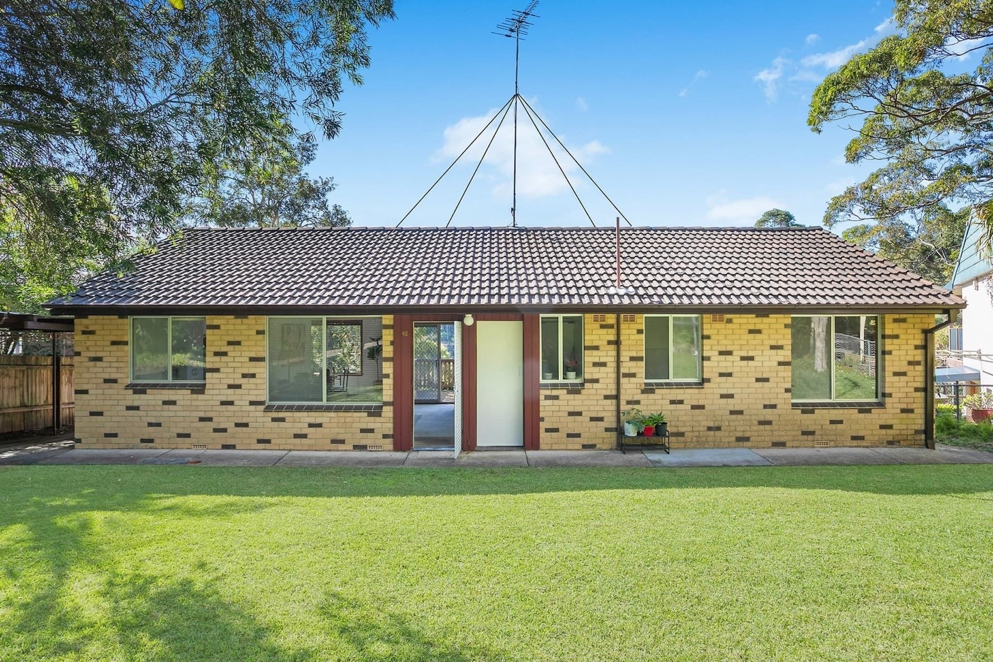 42 Landra Avenue, Mount Colah, Mount Colah - Thumbnail 2