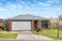 15 Buckland Drive, Warragul VIC, Warragul - Image 1