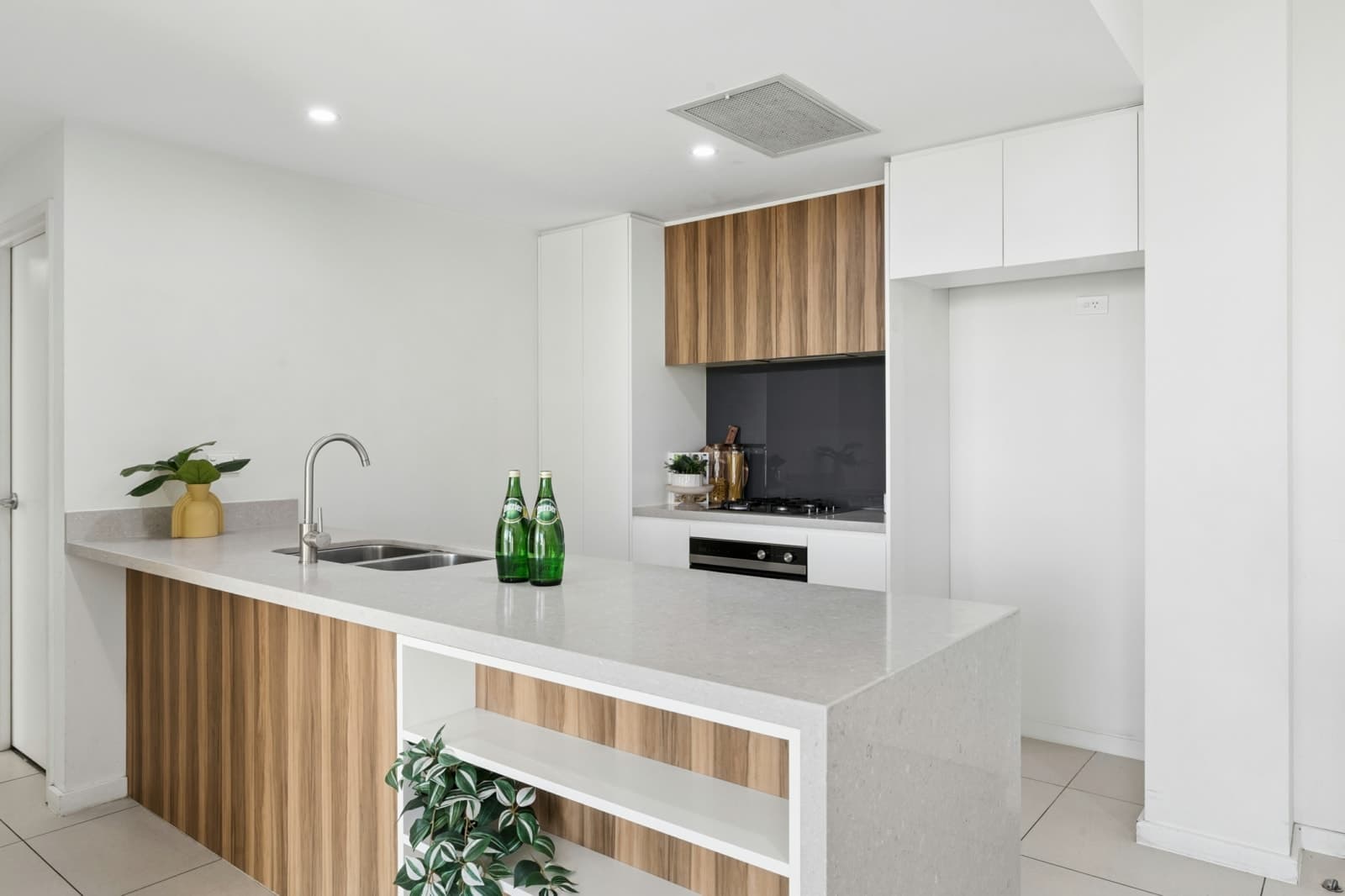 703/380 Forest Road, HURSTVILLE, Hurstville - Thumbnail 3