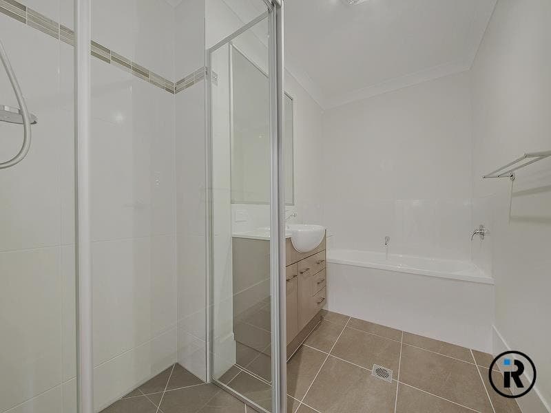 3 Leabrook Place, Pimpama  QLD  4209, Pimpama - Thumbnail 8