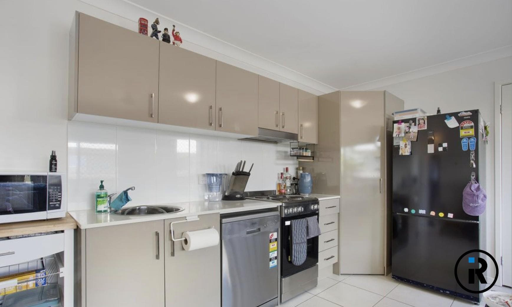 2/4 Folkes Close, Bellbird Park  QLD  4300, Bellbird Park - Thumbnail 4