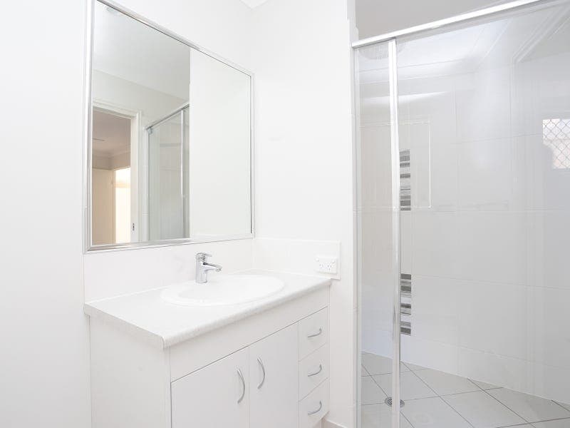 2/6 Melville Drive, Brassall  QLD  4305, Brassall - Thumbnail 2