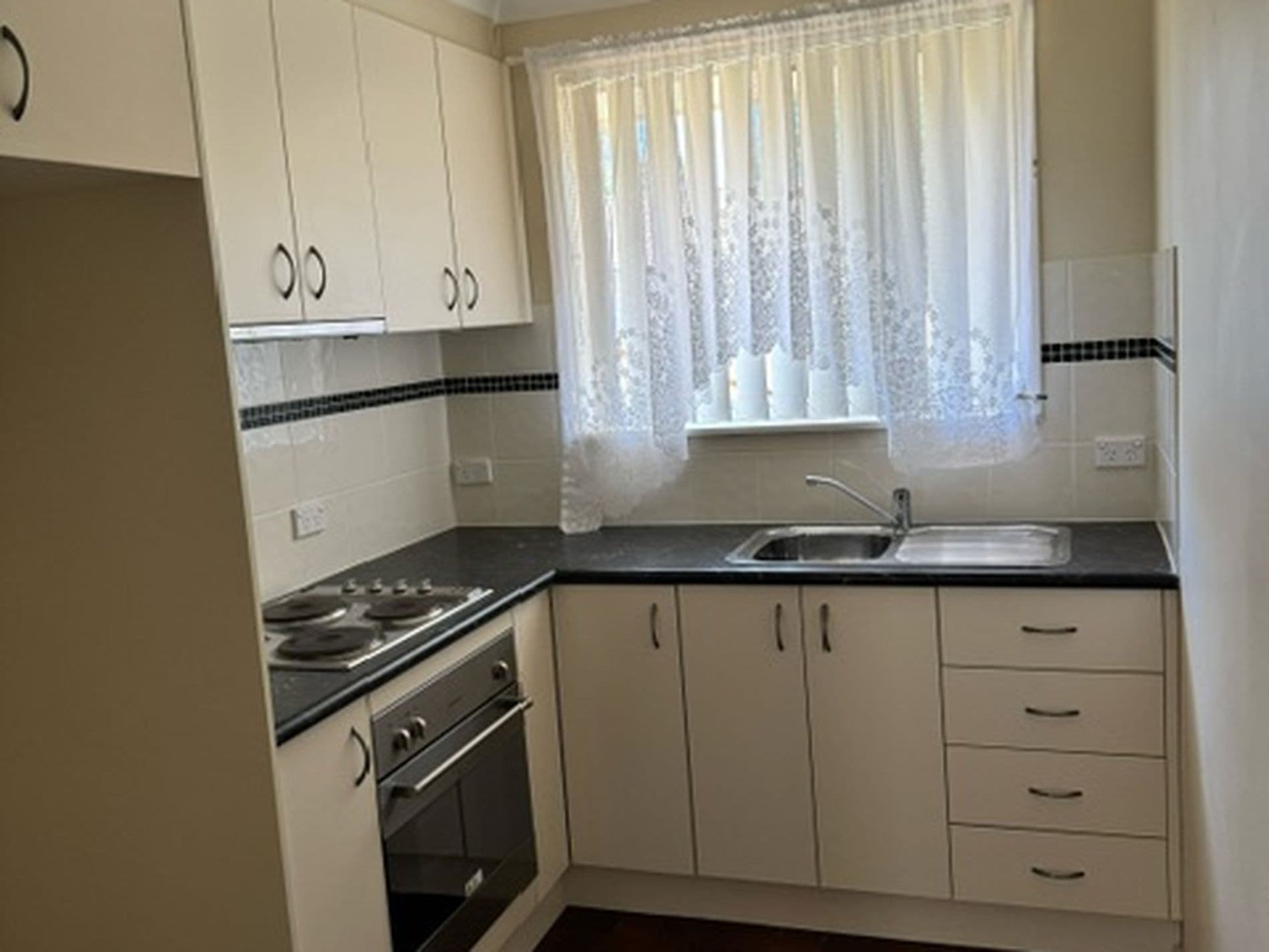 2 / 28 Middleton Street, Parkes, Parkes - Thumbnail 5