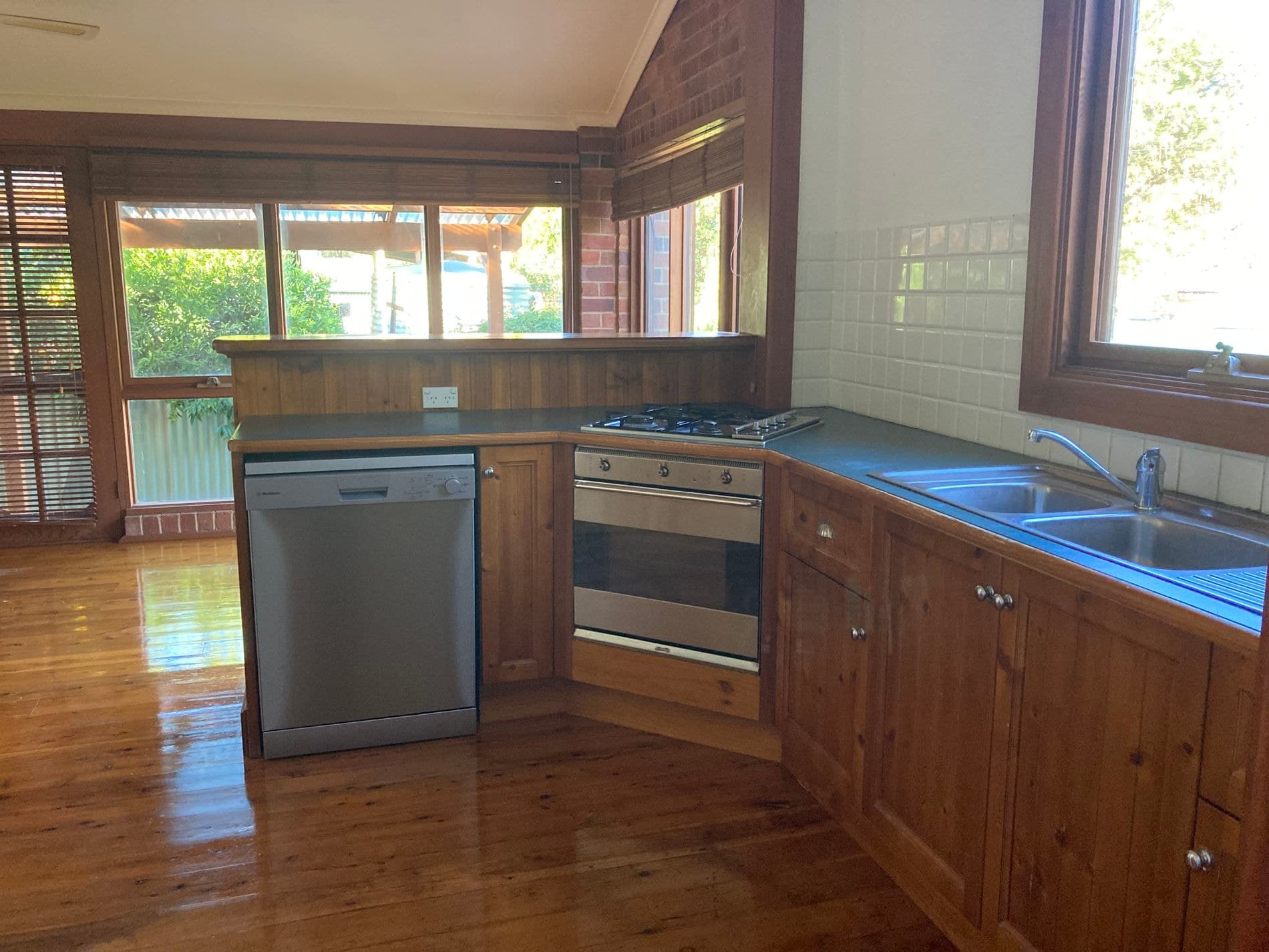 31 Elizabeth Street, Parkes, Parkes - Thumbnail 4