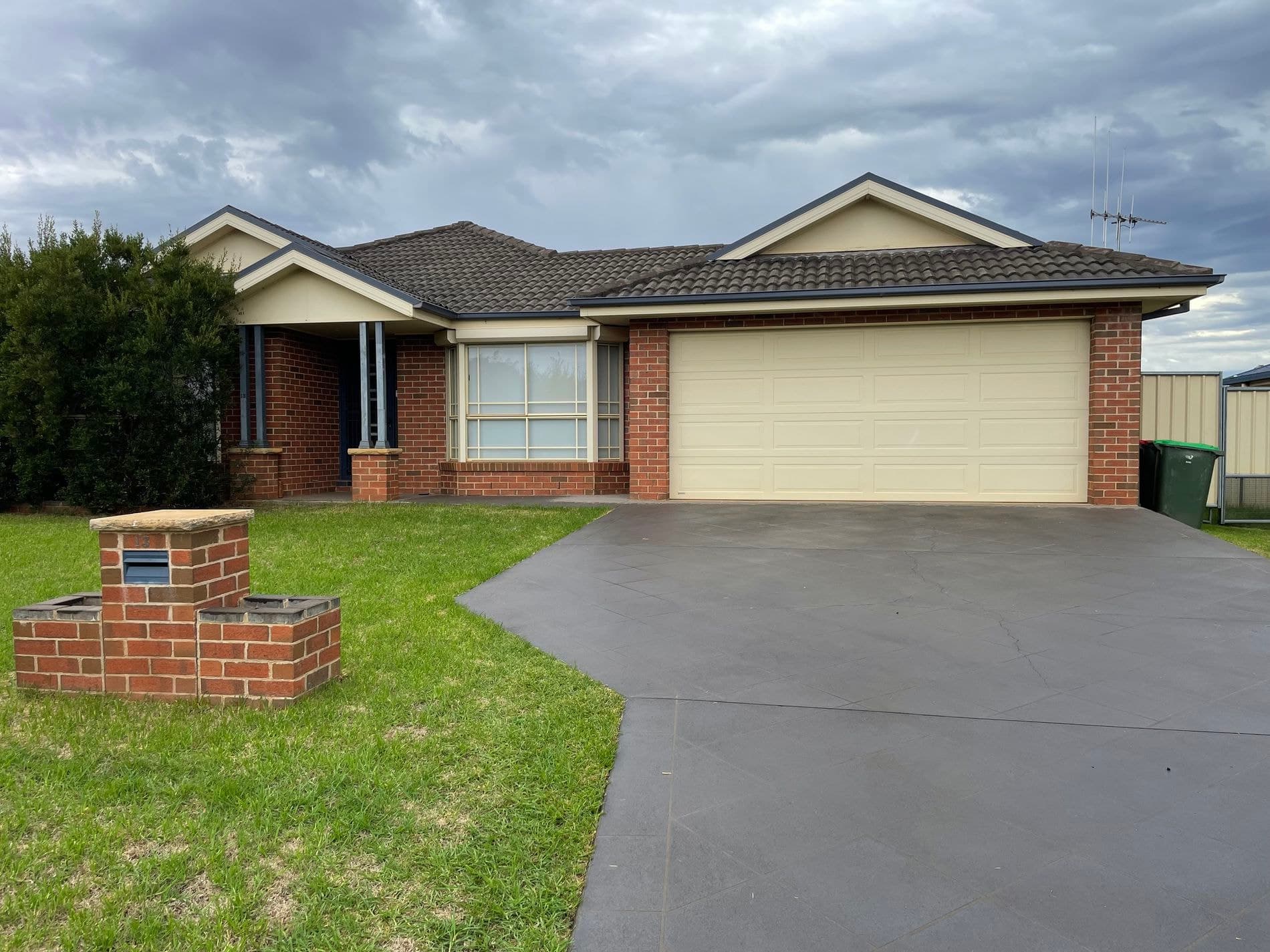 13 Noonan Street, Parkes, Parkes - Thumbnail 2
