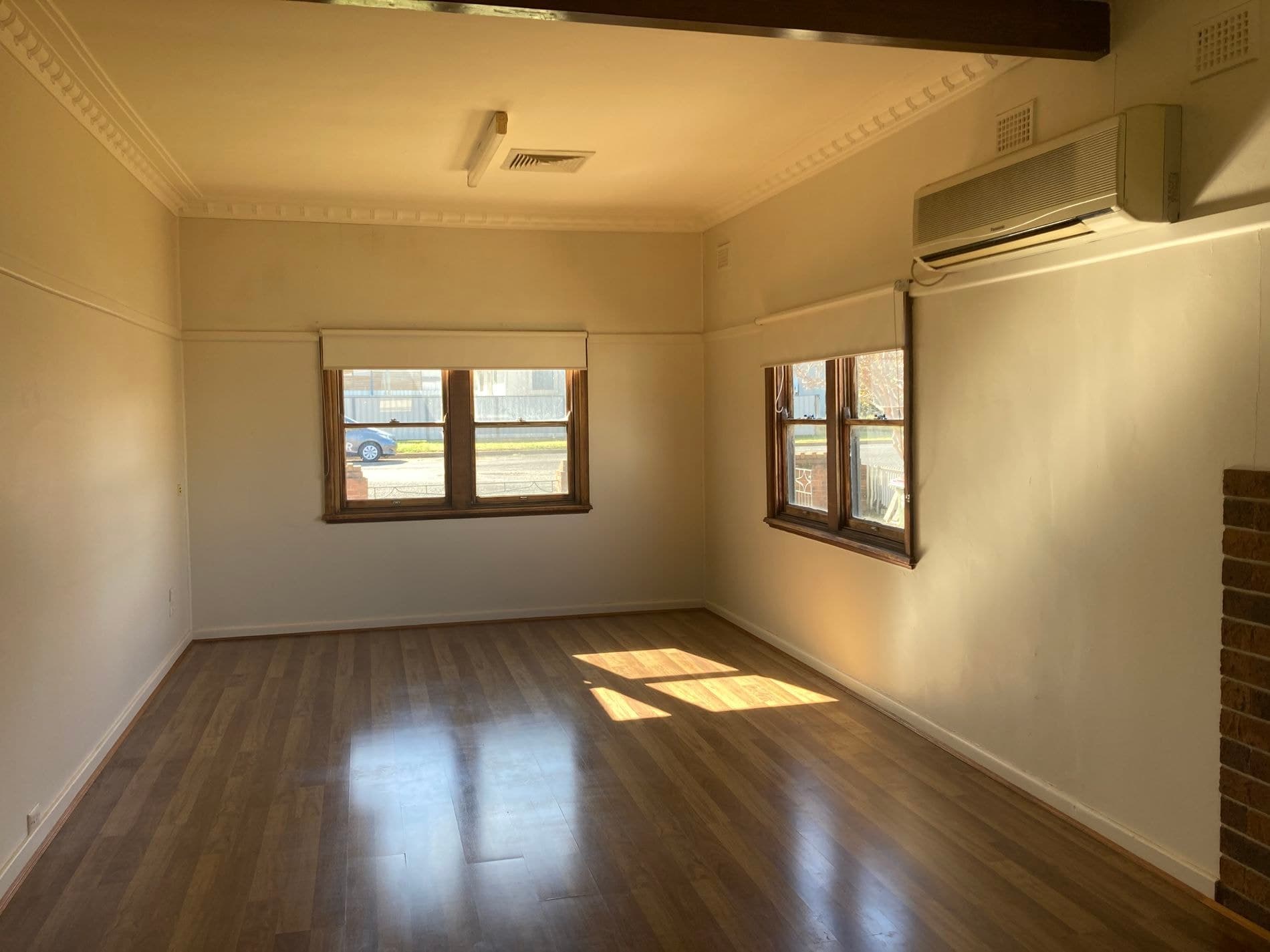 19 Thurlstone Street, Parkes, Parkes - Thumbnail 3
