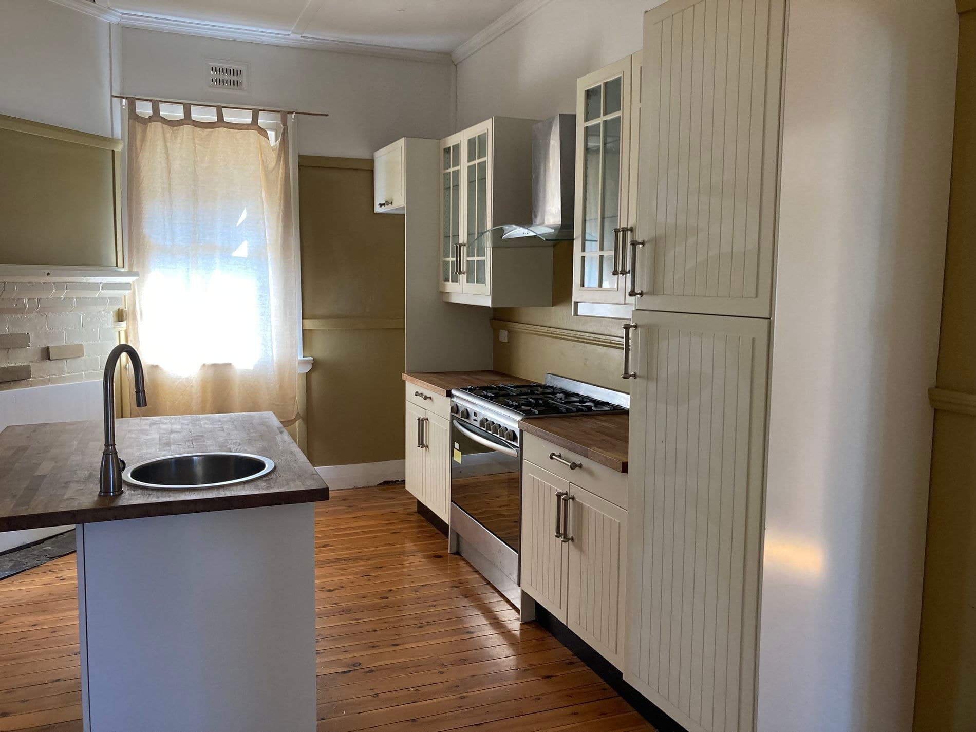 82 Mitchell Street, Parkes, Parkes - Thumbnail 3