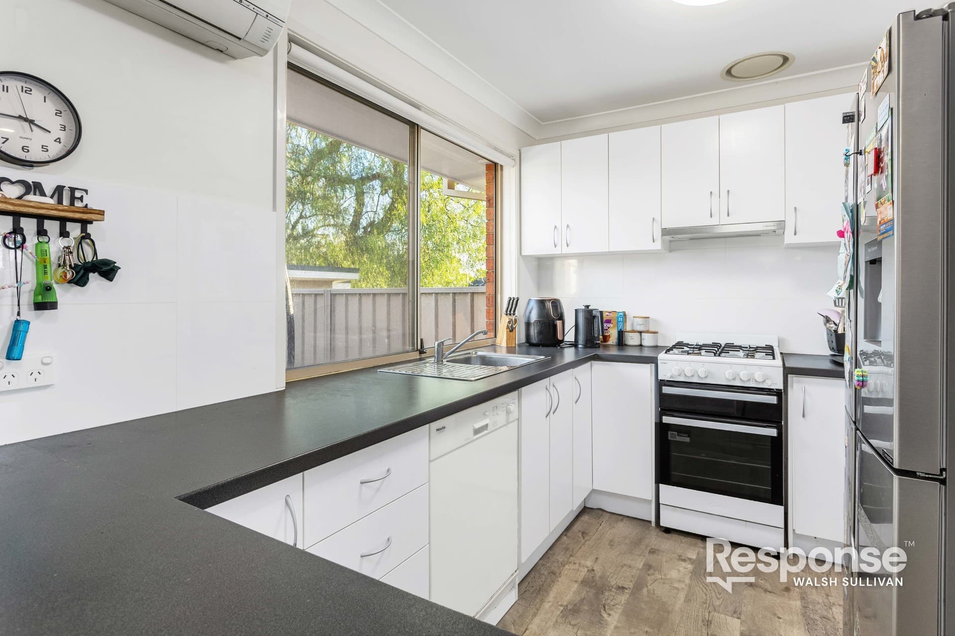 16 & 16A Corinne Street, Acacia Gardens - Thumbnail 2