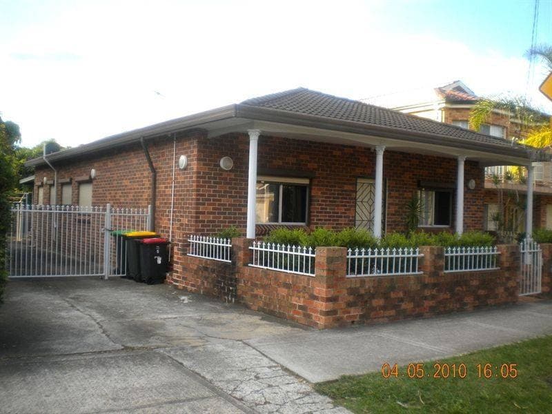 5 Olive Street, Kingsgrove - Image 1