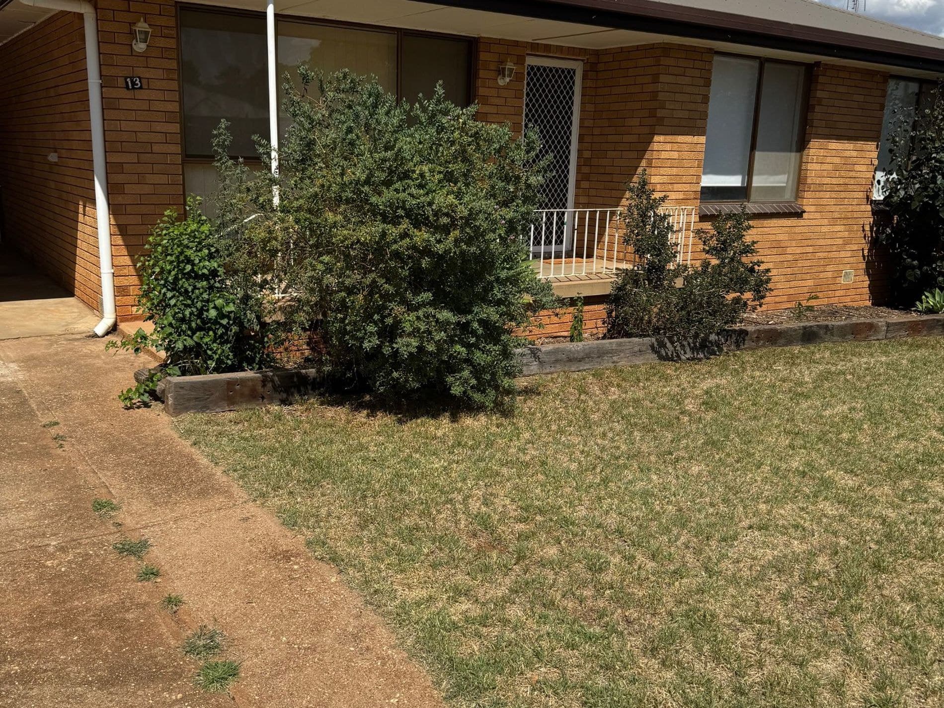 13 Thornbury Street, Parkes, Parkes - Thumbnail 3