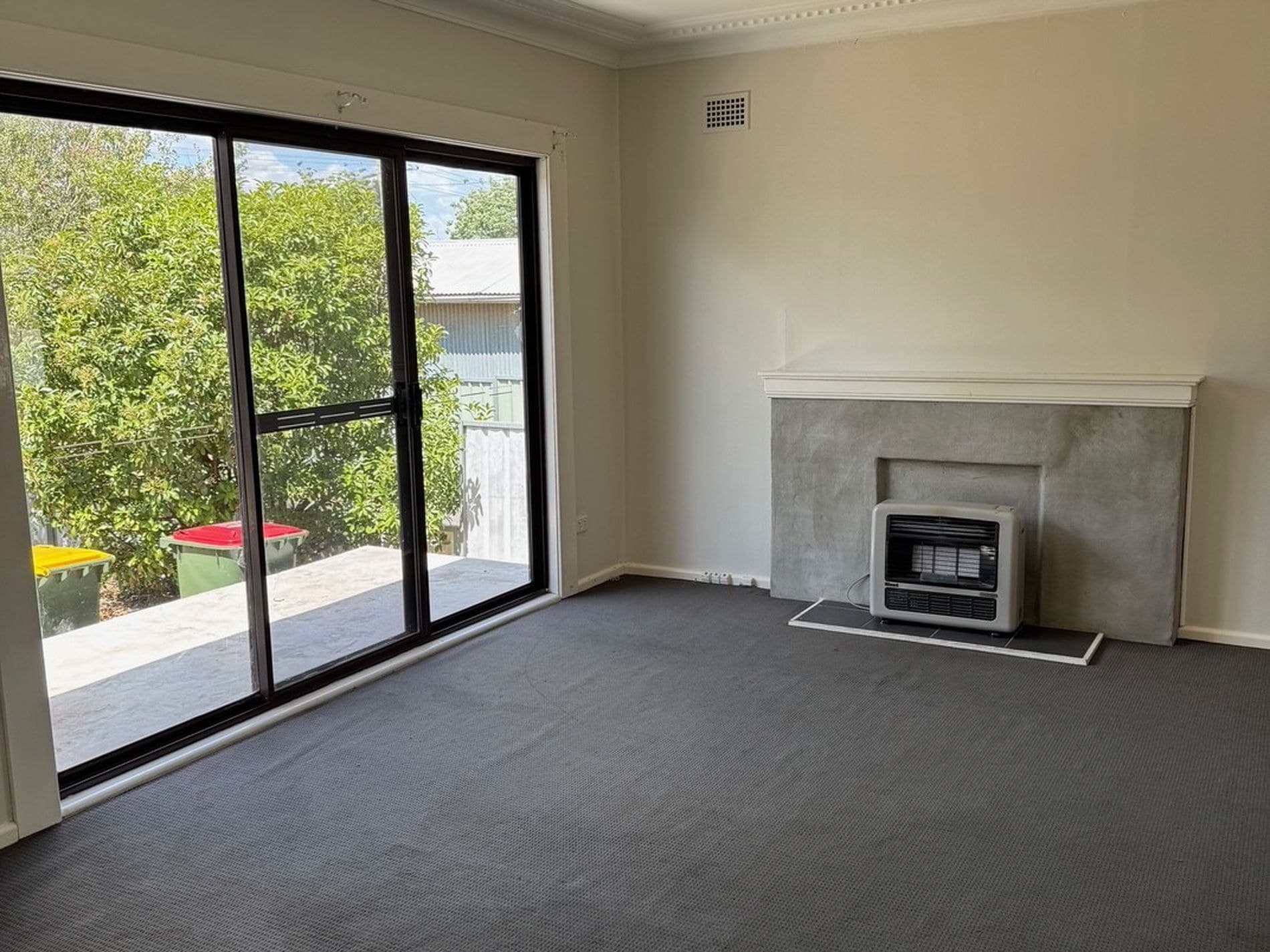 3 Hooley Street, Parkes, Parkes - Thumbnail 2