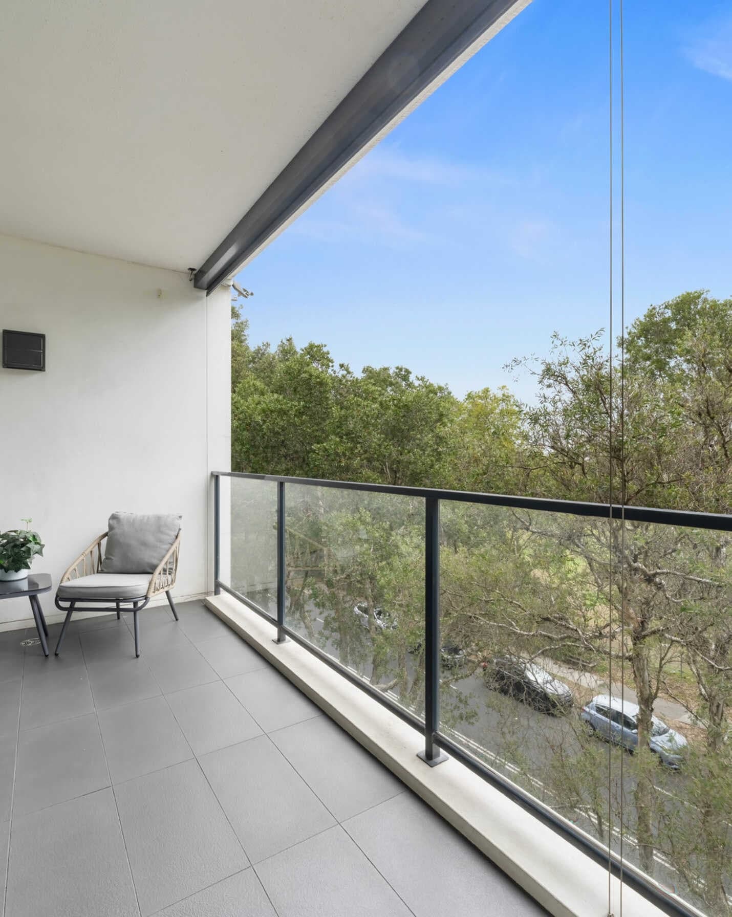 302/828 Elizabeth Street Waterloo, Waterloo - Thumbnail 2