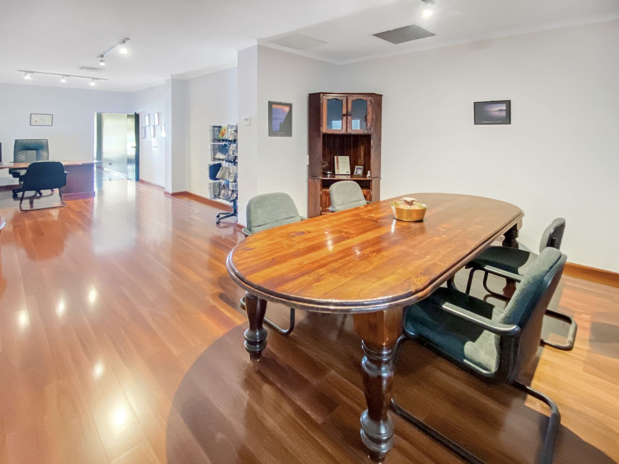 8 / 44-52 Pine Avenue, Leeton, Leeton - Thumbnail 2