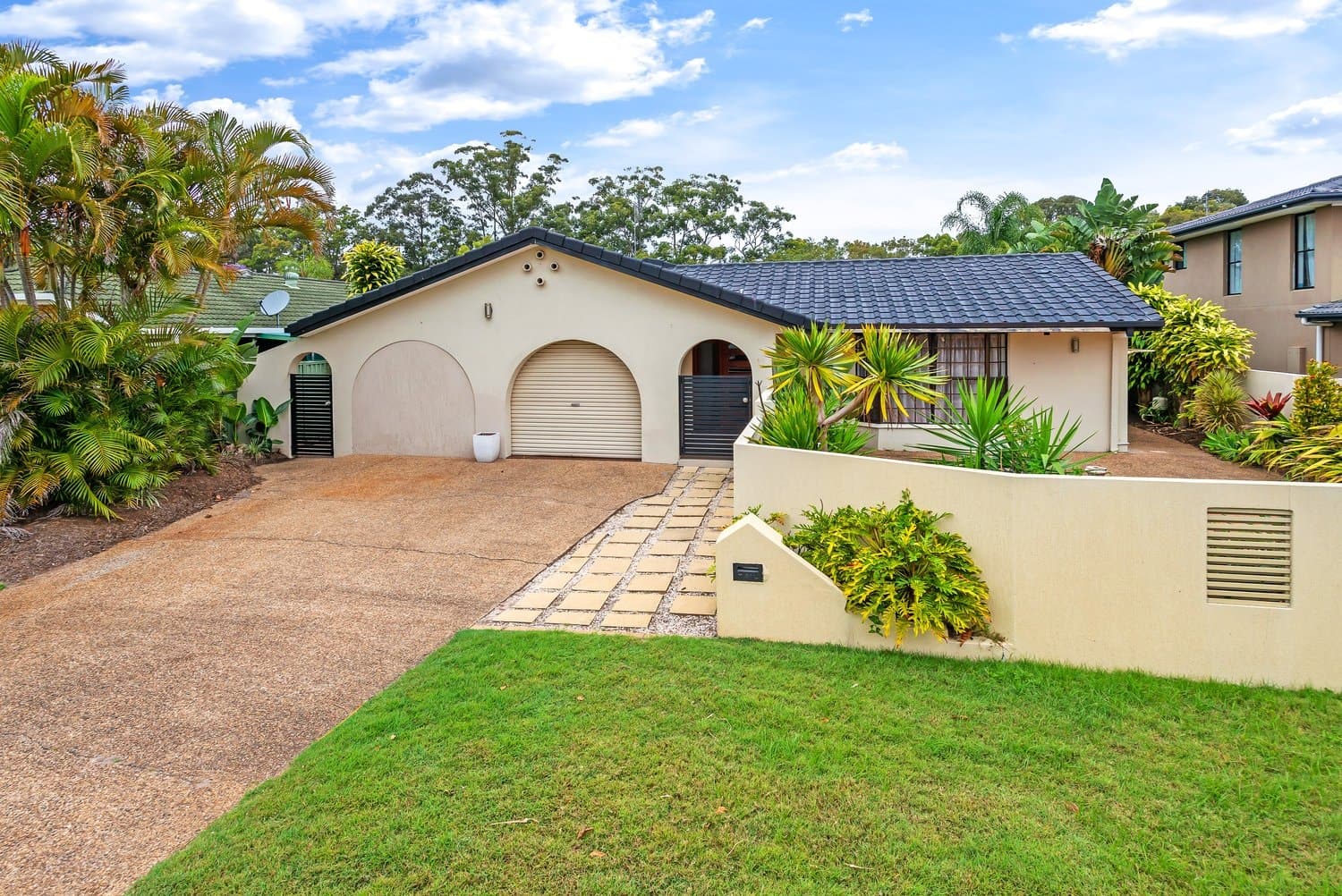 22 Sundown Drive, Paradise Point QLD 4216, Paradise Point - Image 1