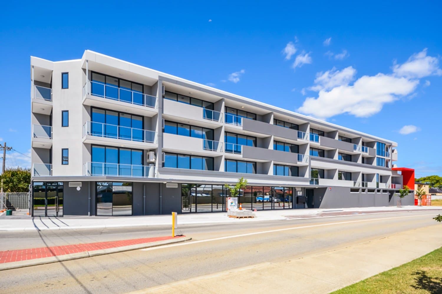 25/47 Carden Drive,, Cannington WA 6107, Cannington - Image 1