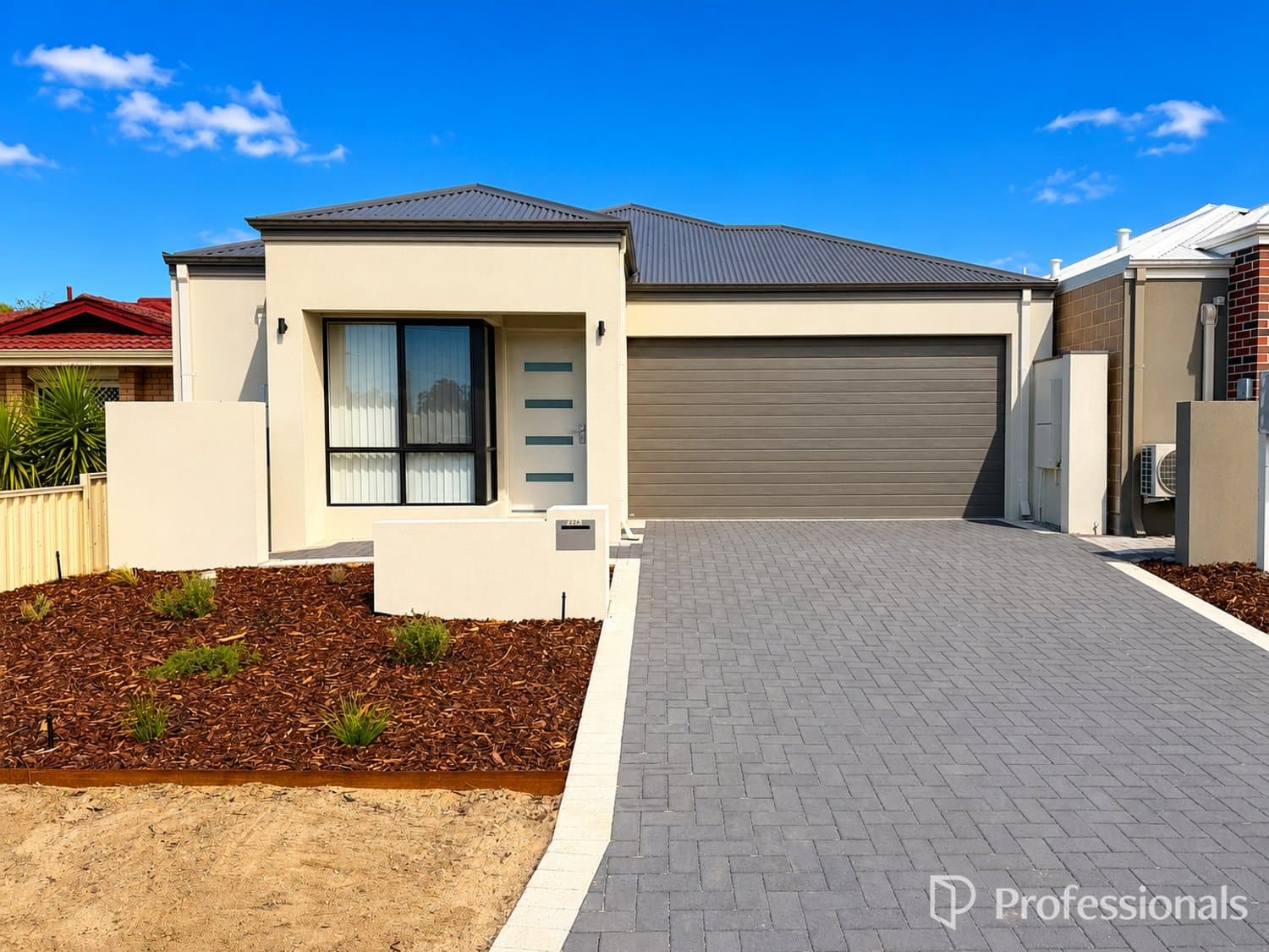 22A Cerberus Avenue Parkwood 6147, Parkwood - Image 1